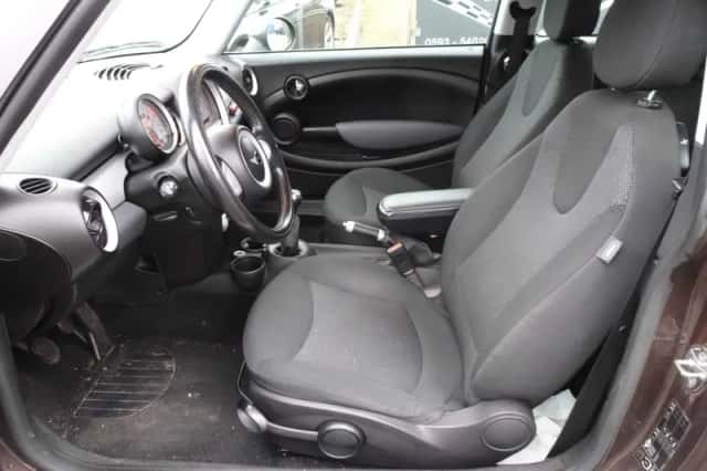 MINI Clubman (2008) thumbnail 6
