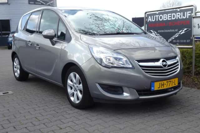 Opel Meriva (2015) thumbnail 1