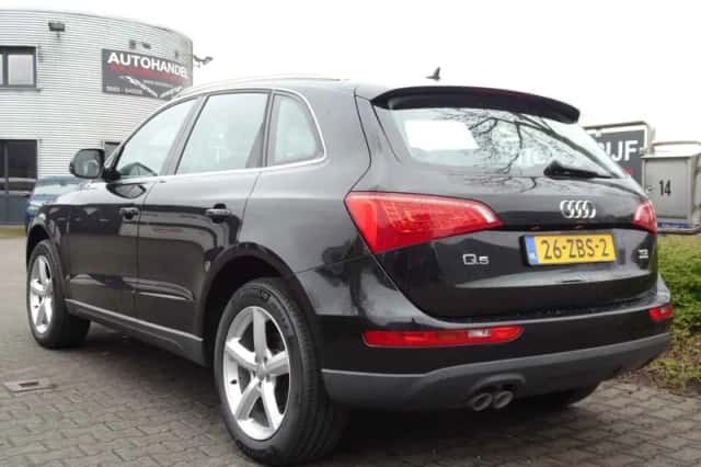 Audi Q5 (2012) thumbnail 3