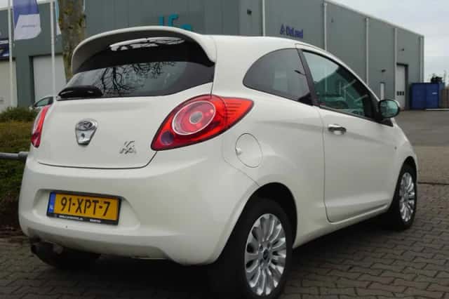 Ford Ka (2012) thumbnail 2