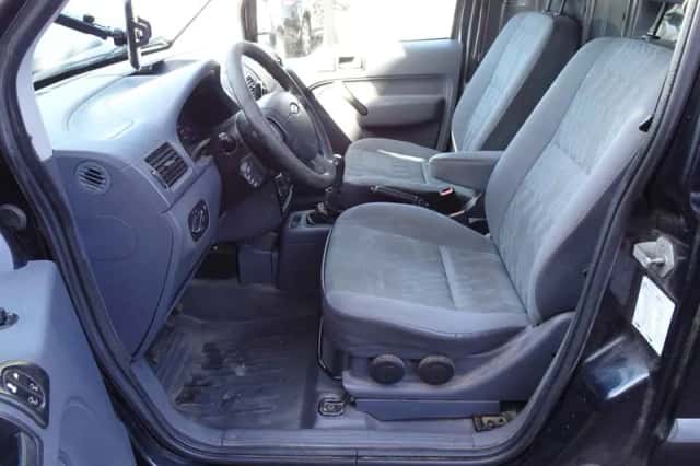 Ford Transit Connect (2009) thumbnail 4