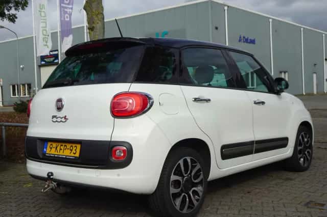 Fiat 500L (2013) thumbnail 2