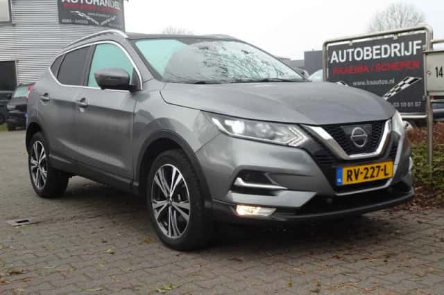 Nissan Qashqai (2018) thumbnail 1