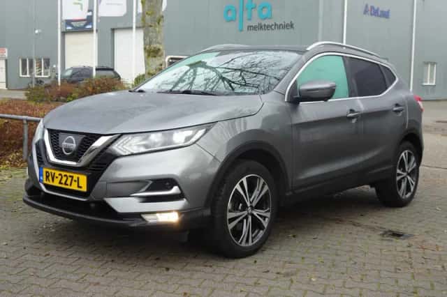 Nissan Qashqai (2018) thumbnail 4