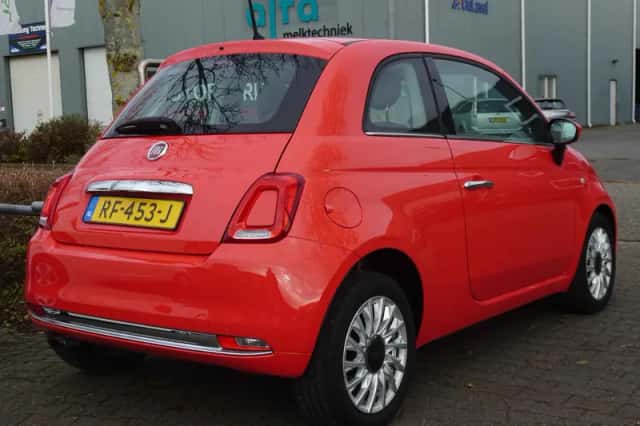 Fiat 500 (2017) thumbnail 2