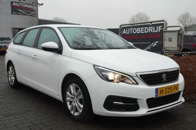 Peugeot 308 (2020) thumbnail 1