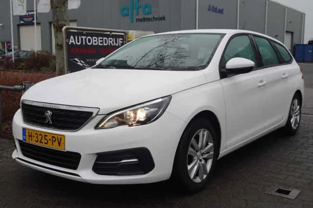 Peugeot 308 (2020) thumbnail 4