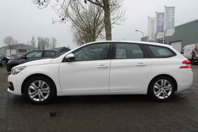 Peugeot 308 (2020) thumbnail 5
