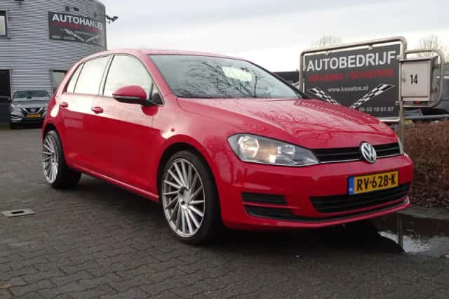 Volkswagen Golf (2014) thumbnail 1