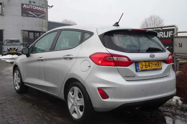Ford Fiesta (2020) thumbnail 3