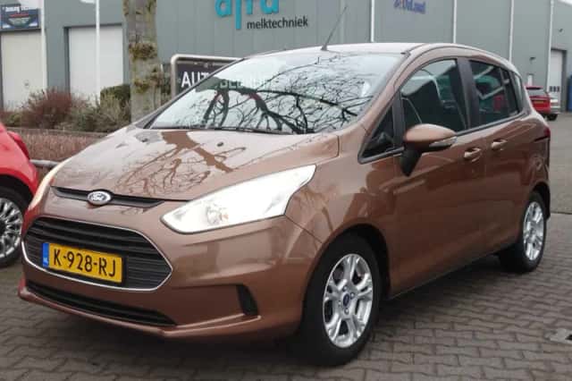 Ford B-Max (2014) thumbnail 4