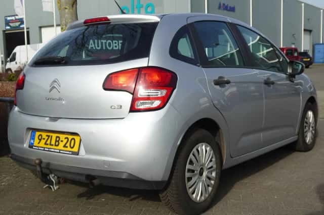 Citroën C3 (2012) thumbnail 2