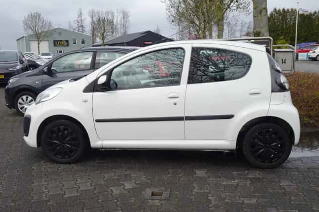 Citroën C1 (2014) thumbnail 5