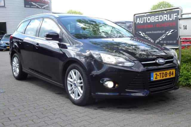 Ford Focus (2014) thumbnail 1