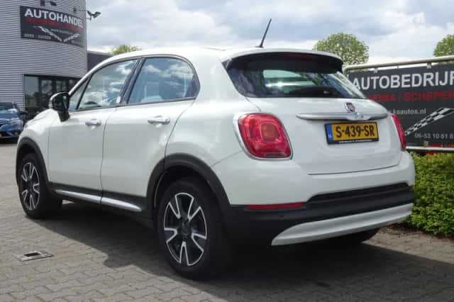Fiat 500X (2018) thumbnail 3