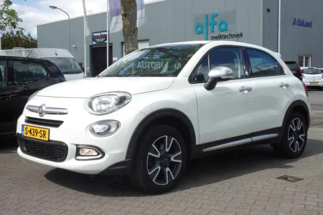 Fiat 500X (2018) thumbnail 4