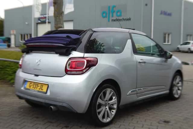 Citroën DS3 (2013) thumbnail 2