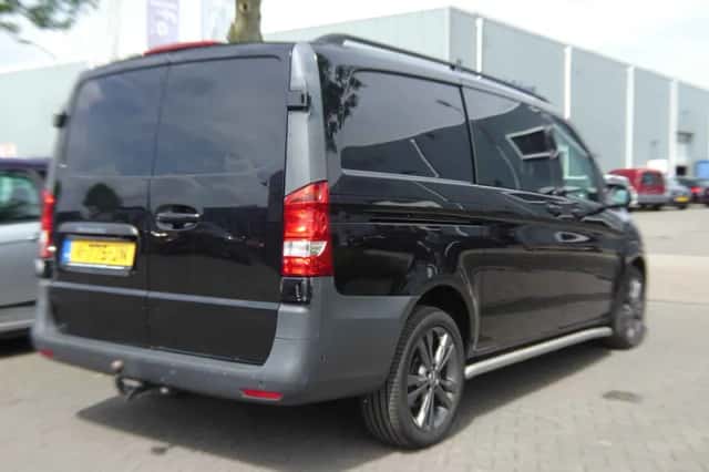 Mercedes-Benz Vito (2018) thumbnail 2