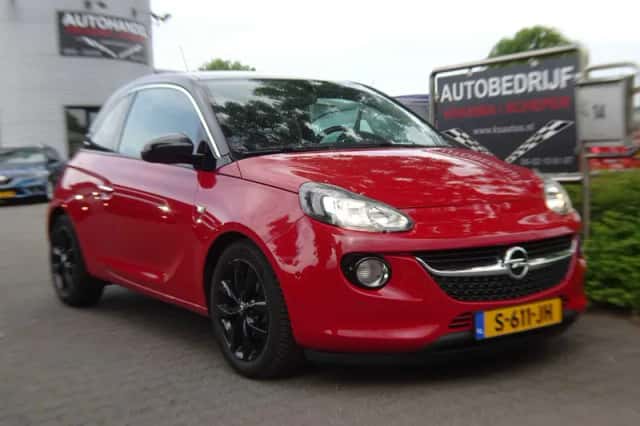 Opel Adam (2016) thumbnail 1
