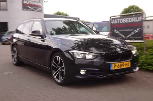 BMW 3-Serie (2018) thumbnail 1