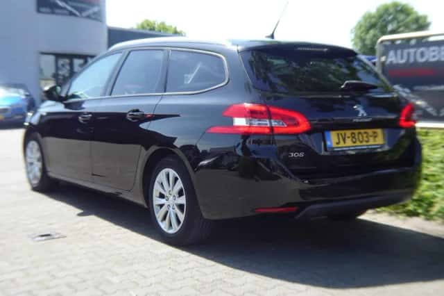 Peugeot 308 (2016) thumbnail 3