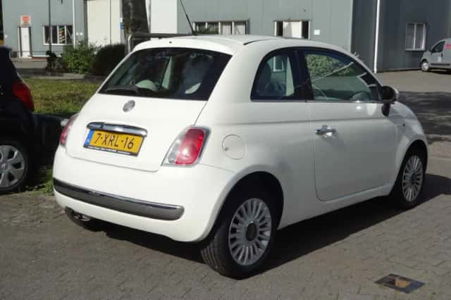 Fiat 500 (2008) thumbnail 2