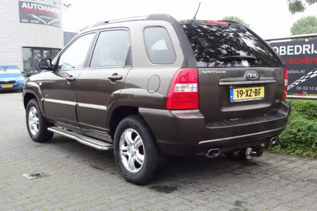 Kia Sportage (2007) thumbnail 3