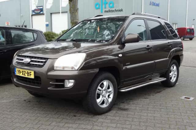 Kia Sportage (2007) thumbnail 4