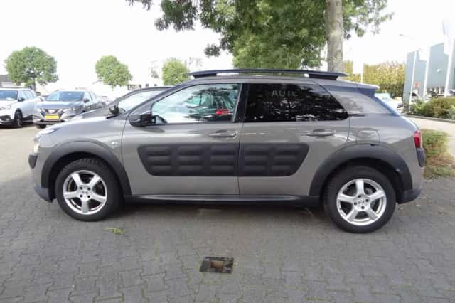 Citroën C4 Cactus (2016) thumbnail 5