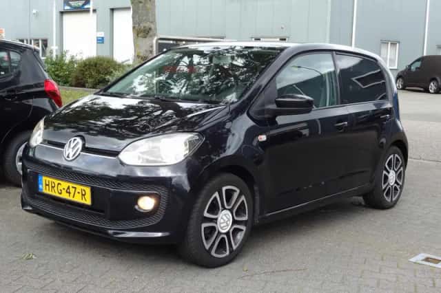 Volkswagen Up! (2013) thumbnail 4