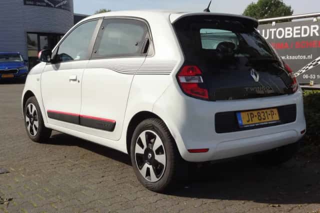 Renault Twingo (2016) thumbnail 3