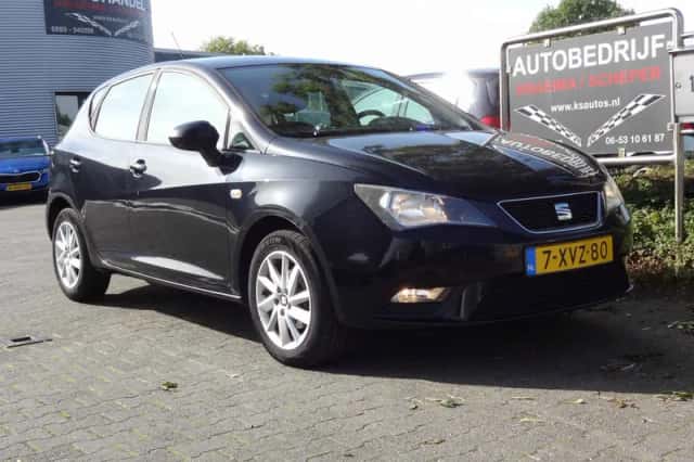 SEAT Ibiza (2014) thumbnail 1