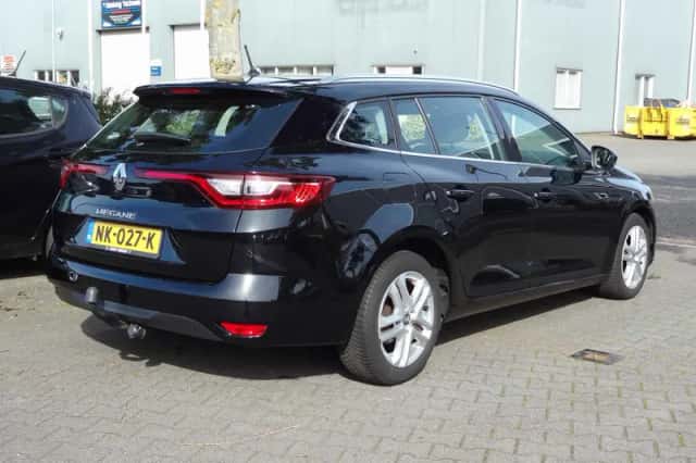 Renault Mégane (2017) thumbnail 2