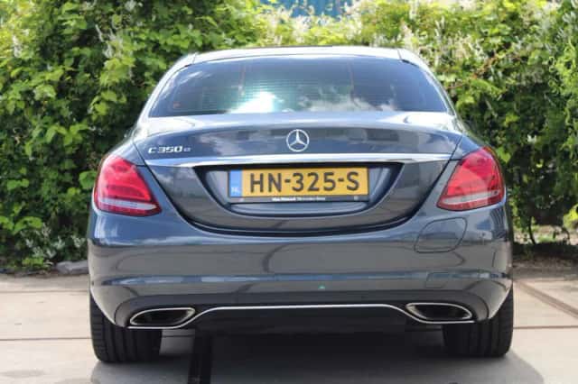 Mercedes-Benz C-Klasse (2015) thumbnail 4
