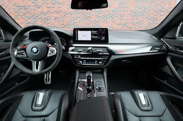 BMW M5 (2021) thumbnail 4