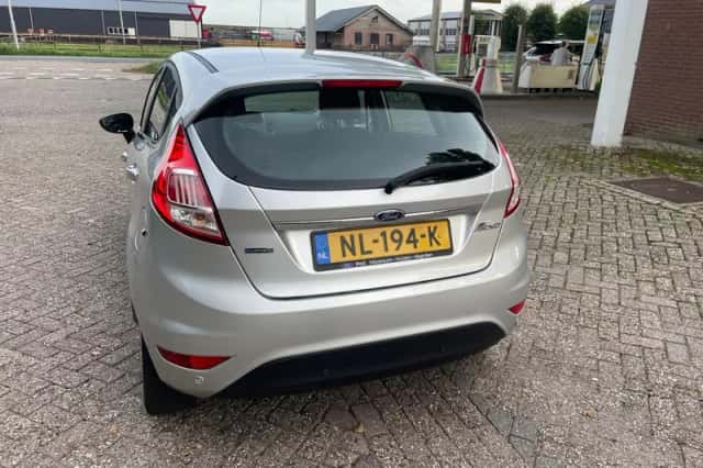 Ford Fiesta (2017) thumbnail 6
