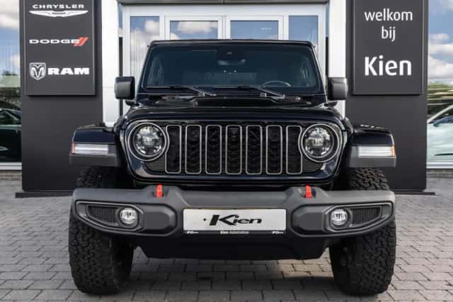 Jeep Wrangler (2024) thumbnail 5