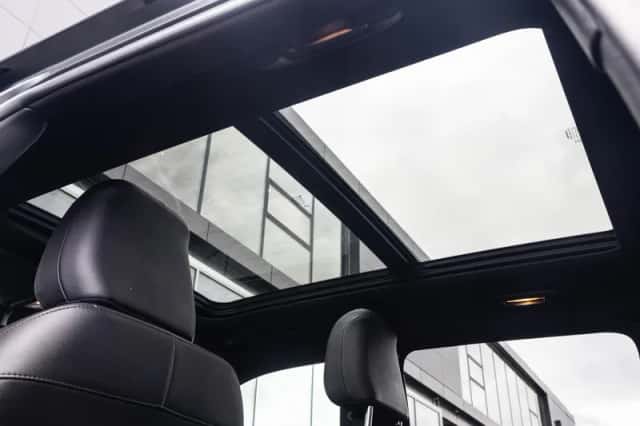 Jeep Compass (2021) thumbnail 3