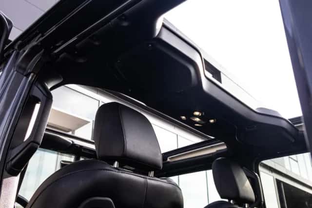 Jeep Wrangler (2021) thumbnail 3