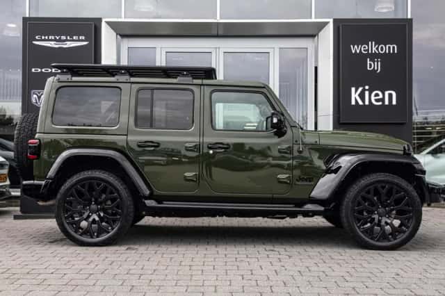 Jeep Wrangler (2021) thumbnail 3