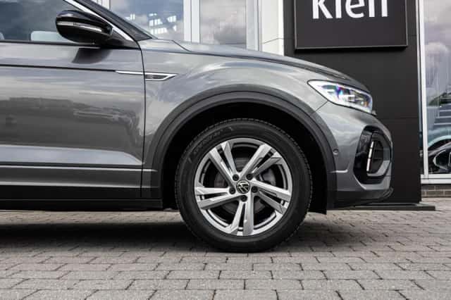 Volkswagen T-Roc (2023) thumbnail 6