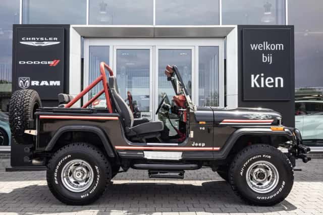 Jeep CJ (1969) thumbnail 3
