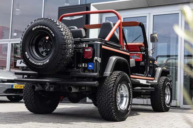 Jeep CJ (1969) thumbnail 4