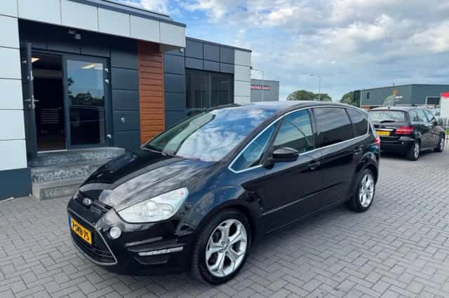 Ford S-Max (2010) thumbnail 1