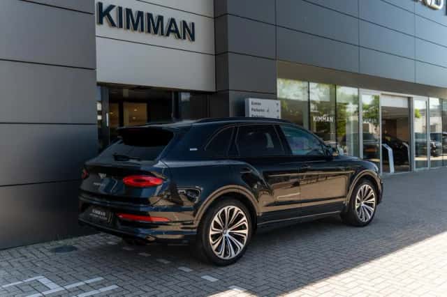 Bentley Bentayga (2021) thumbnail 5