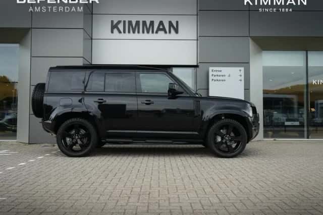 Land Rover Defender (2025) thumbnail 1