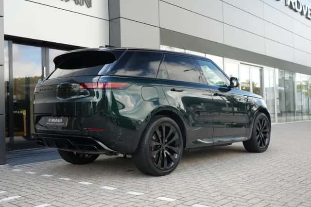 Land Rover Range Rover Sport (2026) thumbnail 6