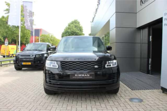 Land Rover Range Rover (2024) thumbnail 3