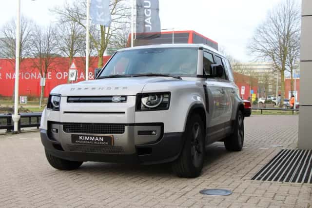 Land Rover Defender (2026) thumbnail 4