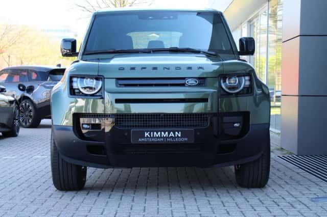 Land Rover Defender (2026) thumbnail 3